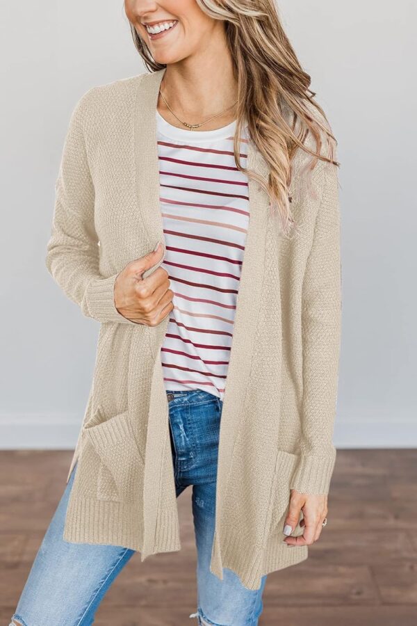 Cozy and Stylish: Lengthy Sleeve Waffle Knit Sweater - Image 4