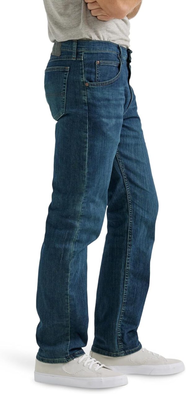 Wrangler Authentics Men's Classic 5-Pocket Regular Fit Flex Jean - Image 3